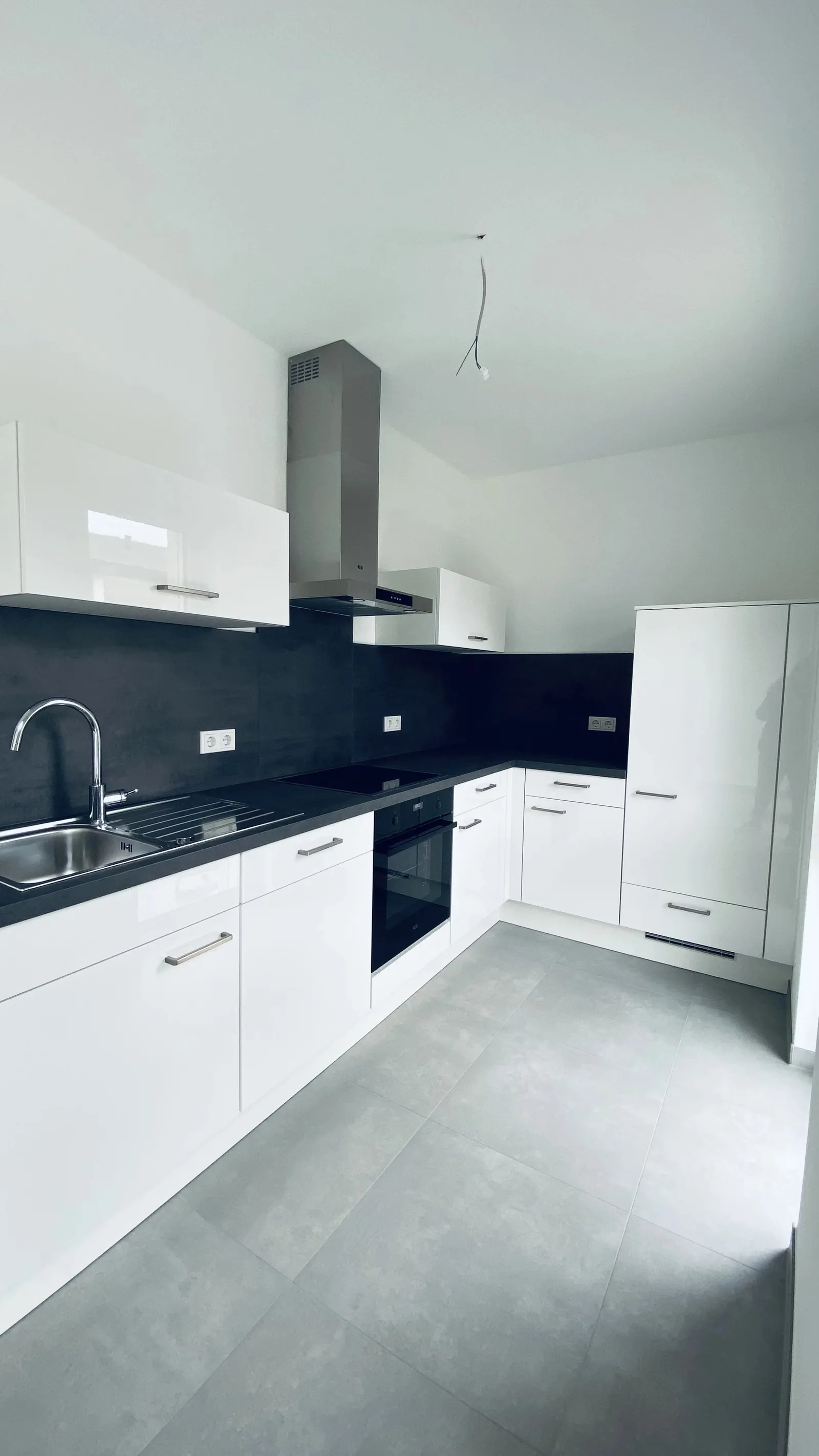 Kapitalanlage mit Zukunft: Moderne 2-Zimmer-Wohnung mit Terrasse, Garten & optionalem Stellplatz in Tawern